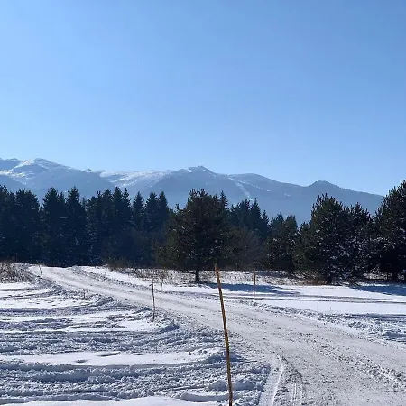 Picturesque In Beautiful Setting Surrounded By Mountain And Slope Views Apartment Borovets