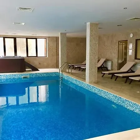 Apartment Picturesque In Beautiful Setting Surrounded By Mountain And Slope Views